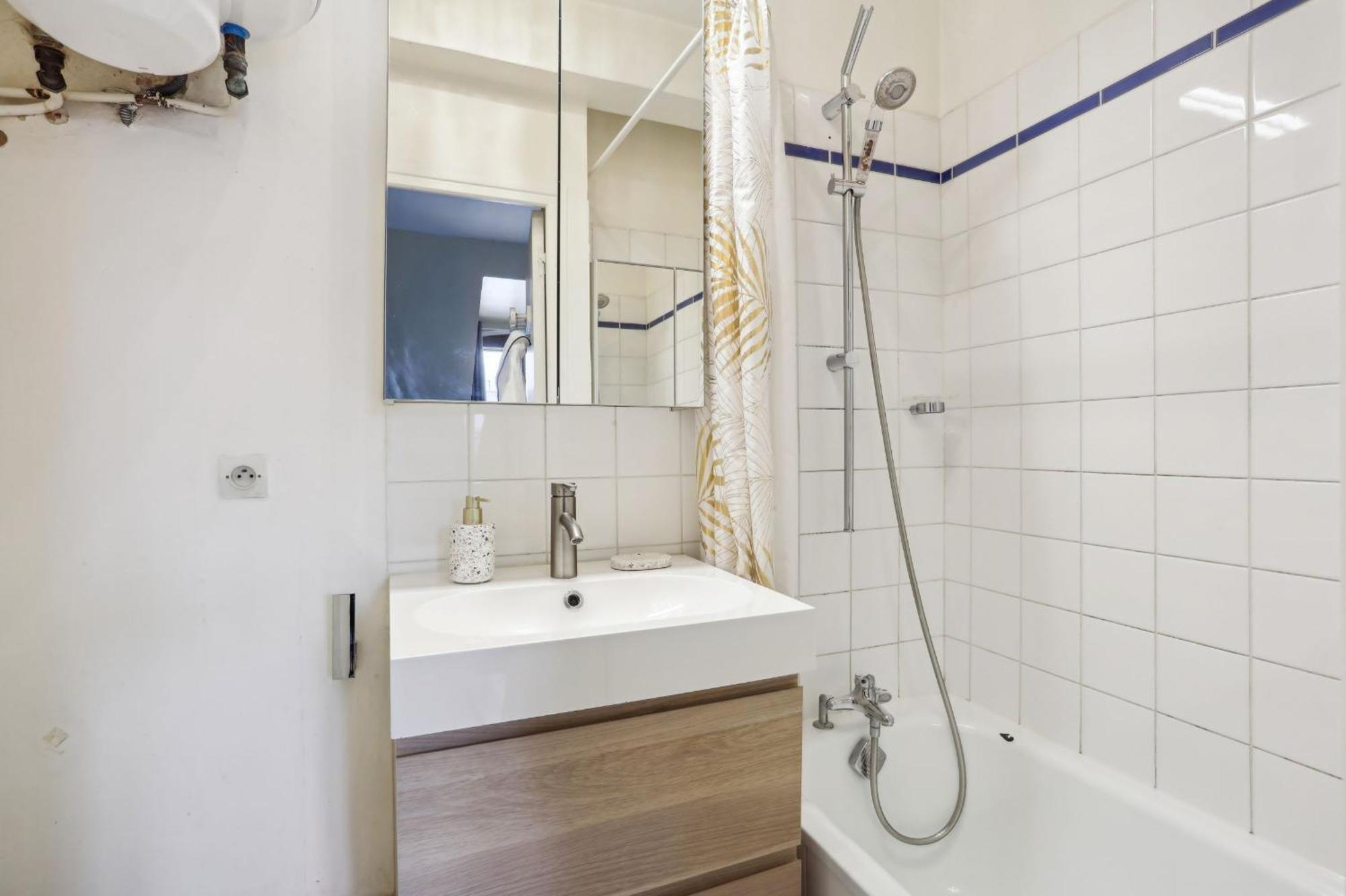 Eiffel Tower & Faubourg - 1Br - Cityapartmentstay Párizs Kültér fotó