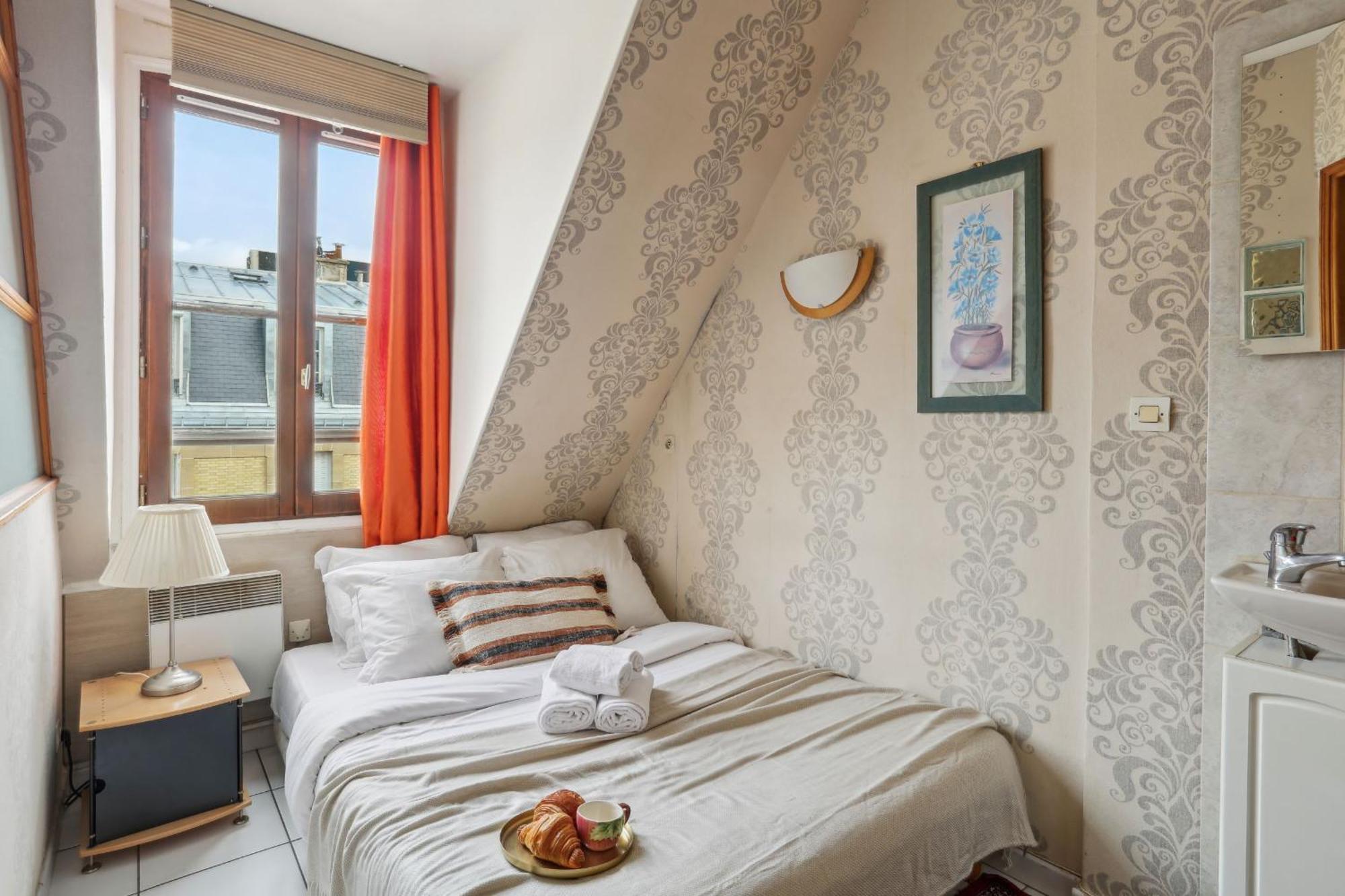Eiffel Tower & Faubourg - 1Br - Cityapartmentstay Párizs Kültér fotó